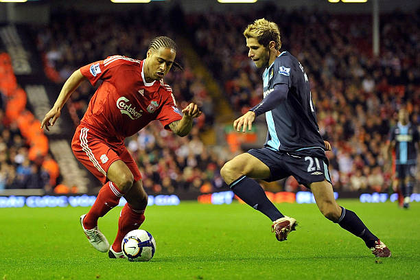 目前执教英 目前执教英